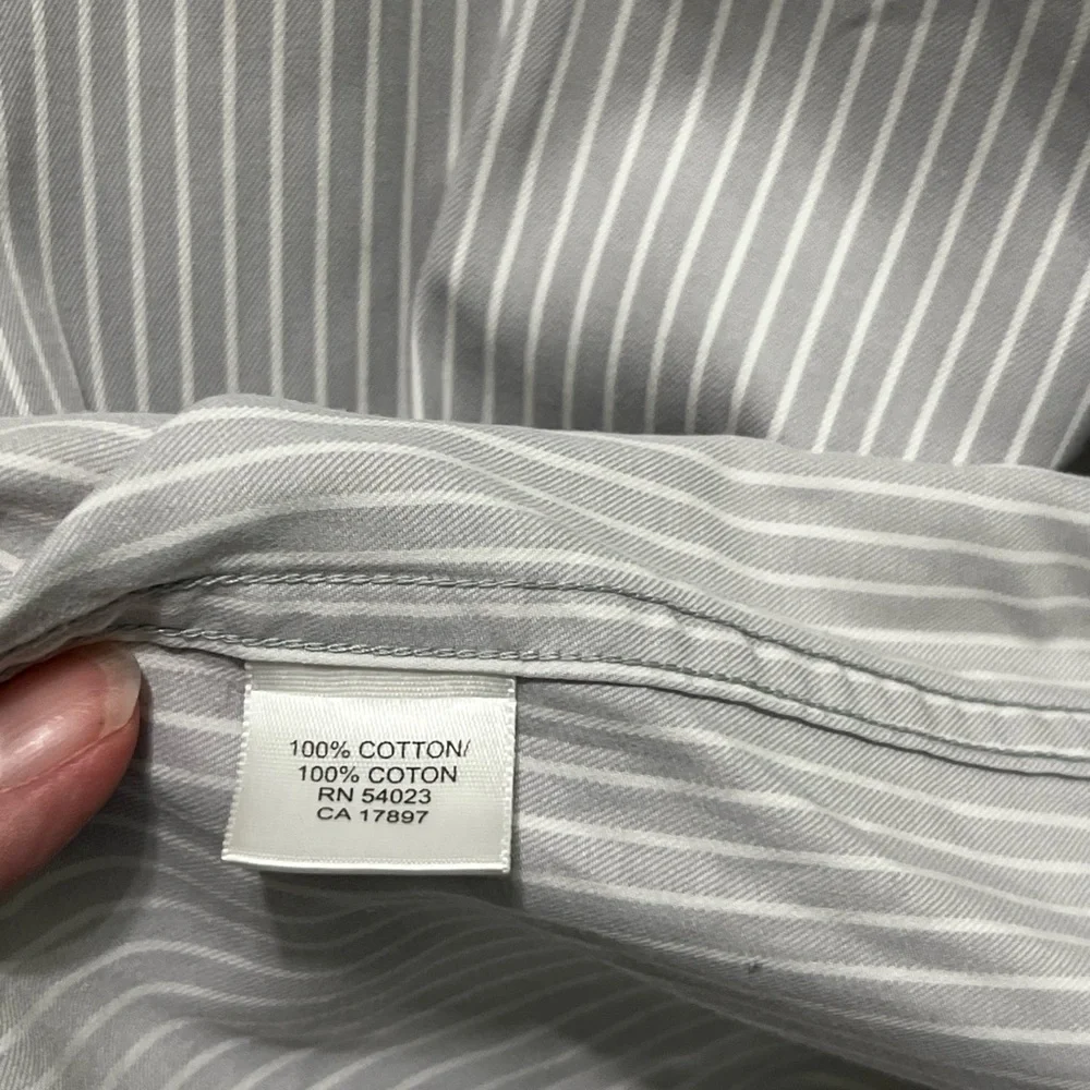Banana Republic Men's Light Gray Striped Dress Shirt
